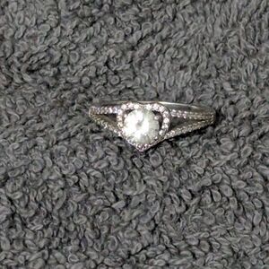 Dazzling Silver Heart Ring